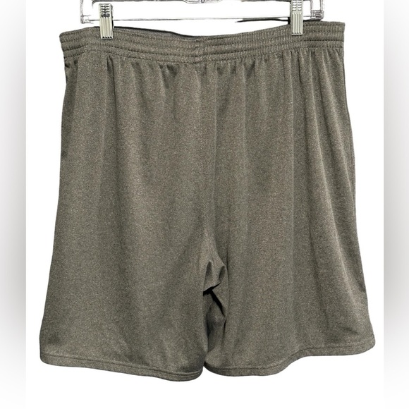 Men’s Old Navy Rec Tech Performance Gear Shorts - Picture 2 of 5